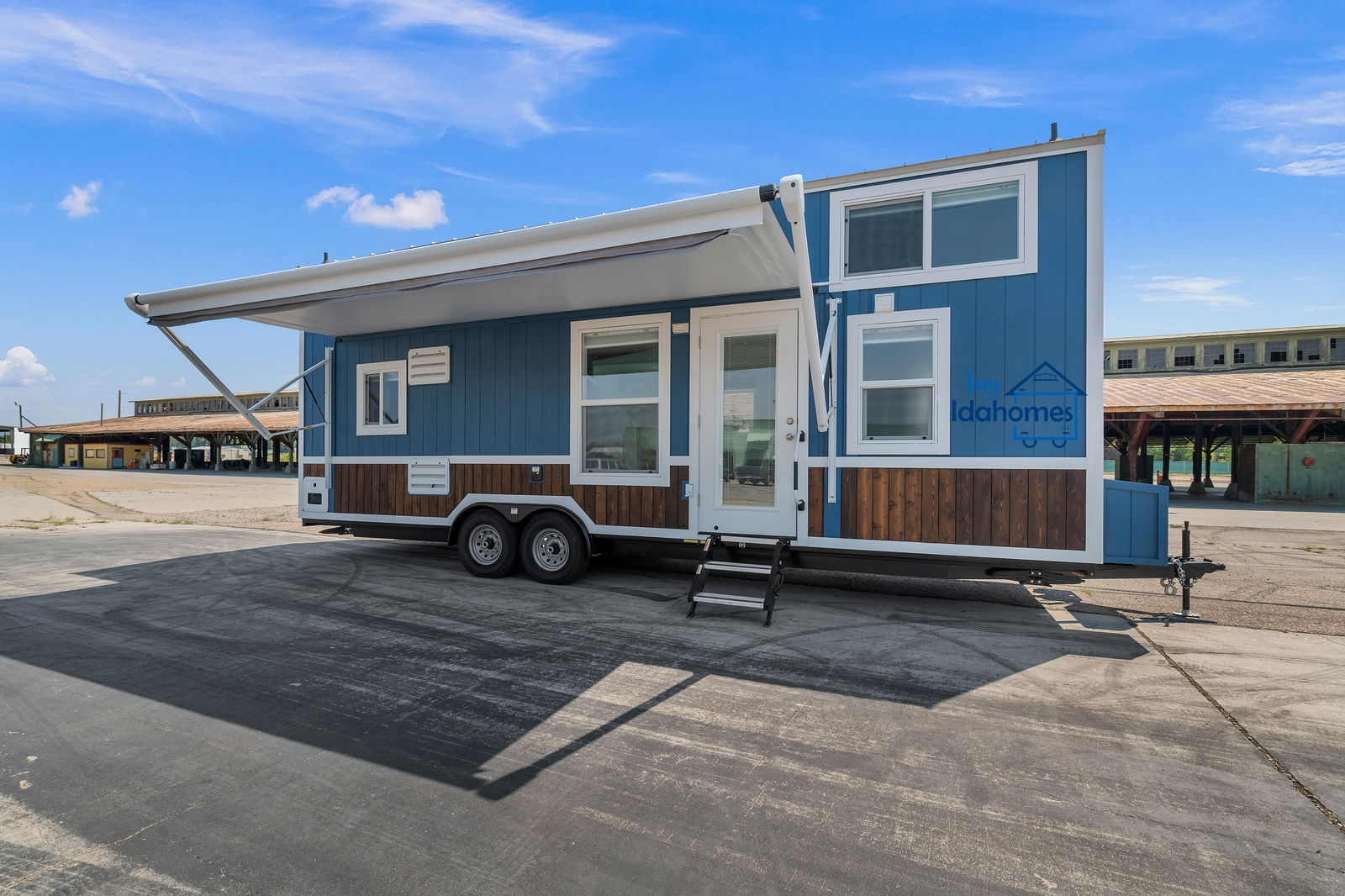 Entertainer's Dream 28' Arion Tiny Home RV - 2 bed, 1 bath, 224 sqft in Emmett, Idaho